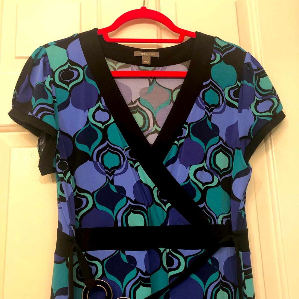 Apt 9 wrap front stretch knit dress size L